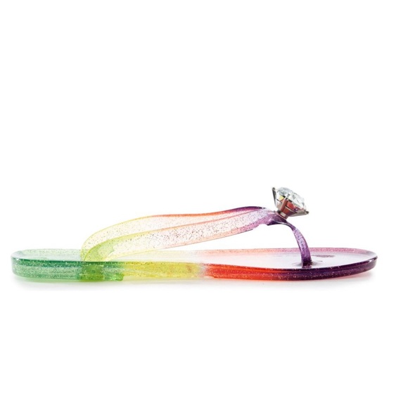 Liliana Jelli Diamond Flip Flops - Picture 3 of 6